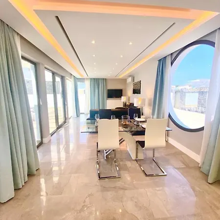 Luxury Olivia 3 Beds - 3 Baths Puerto del Carmen (Lanzarote)